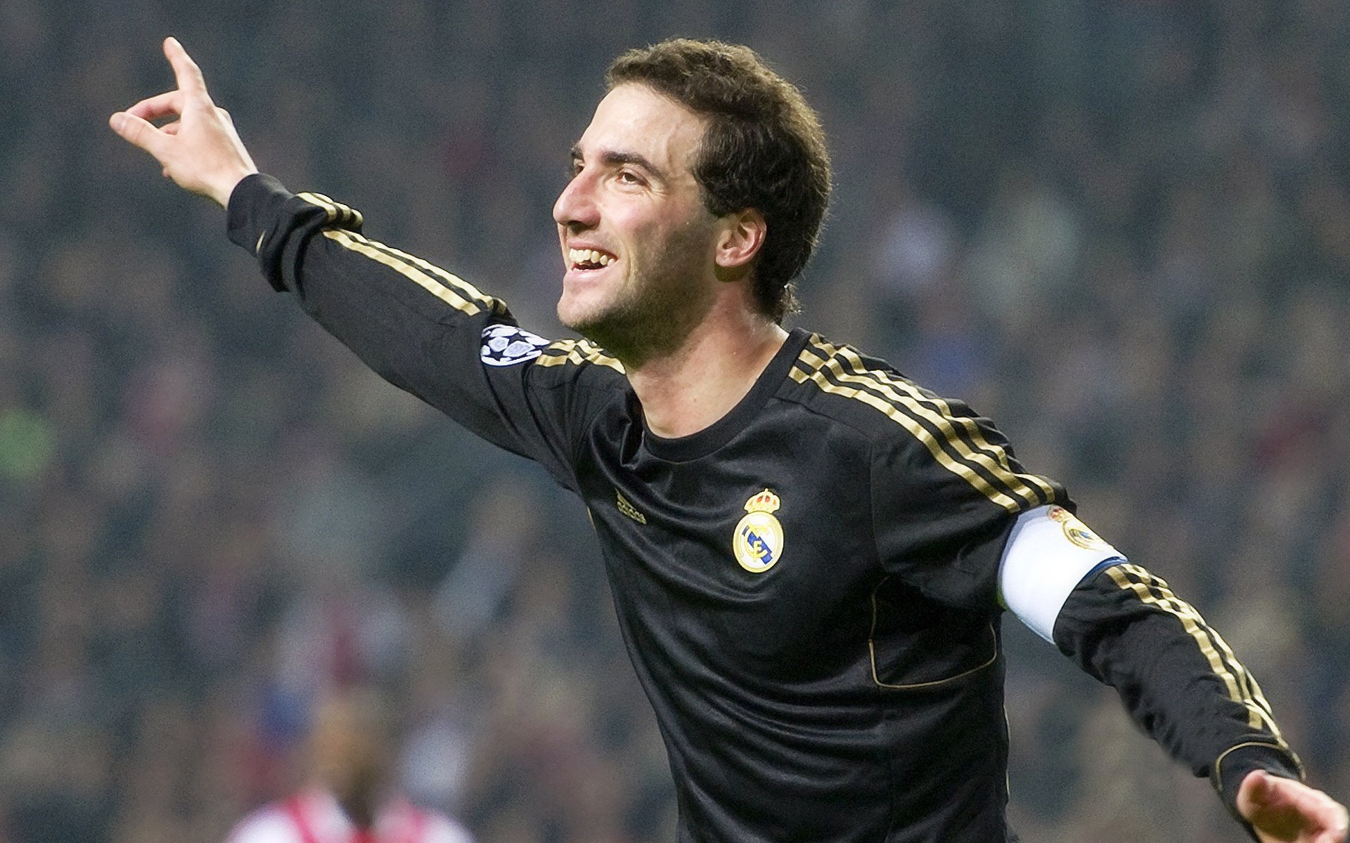 mk体育官网-两名旅欧球员入选印度国家队，引发本土足球体系变革讨论，印度著名足球运动员